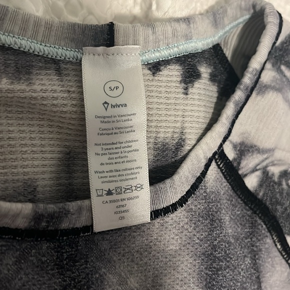 Ivivva top - Picture 2 of 4